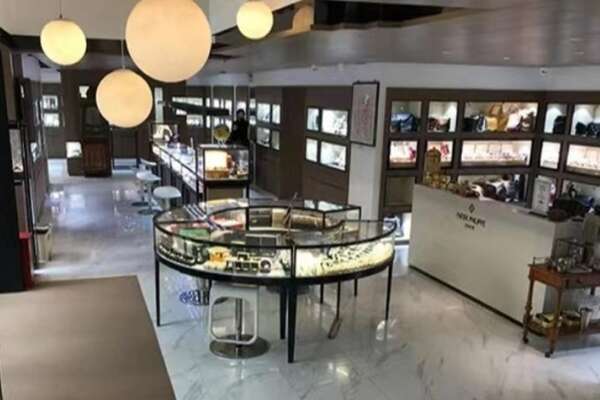 石河子市铁门关寄卖奢侈品店